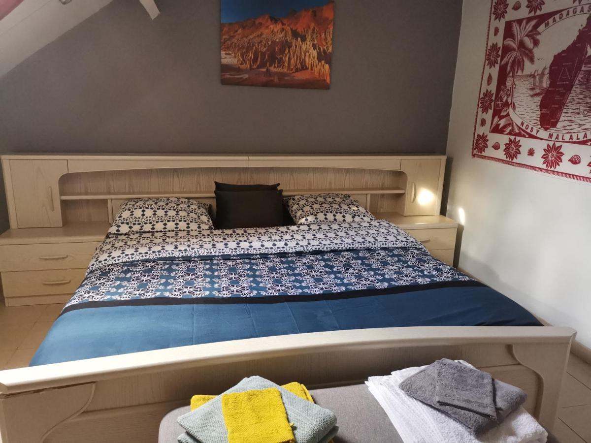 Mevazara Guesthouse มัลเมอดี ภายนอก รูปภาพ