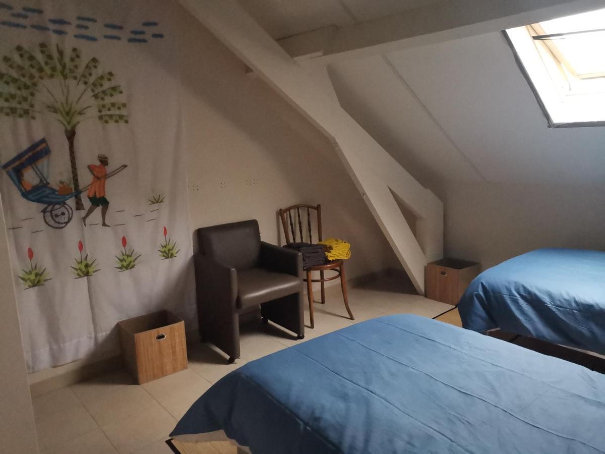 Mevazara Guesthouse มัลเมอดี ภายนอก รูปภาพ