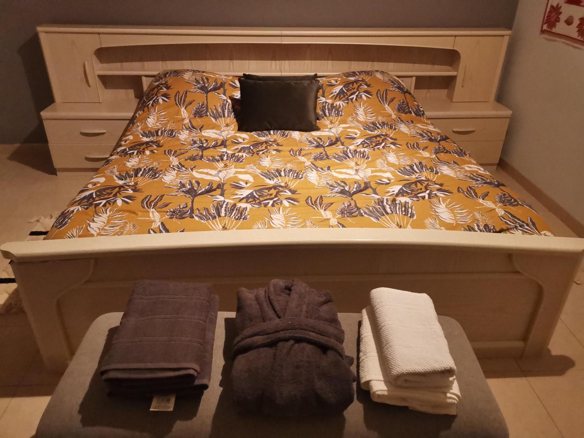 Mevazara Guesthouse มัลเมอดี ห้อง รูปภาพ